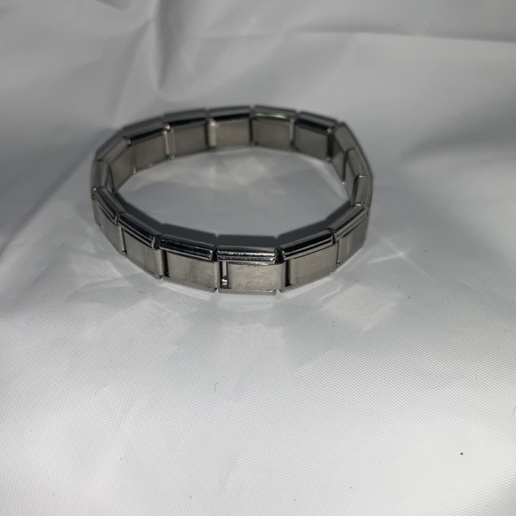 STAINLESS Steel Segmented Bracelet with Lavender accent segment. 5.5” - Picture 3 of 5